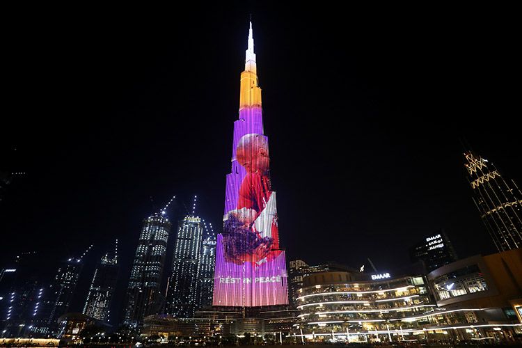 Kobe-on-Burj-Khalifa-750x450
