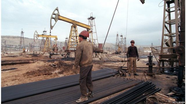 Oil workers in Azerbaijan