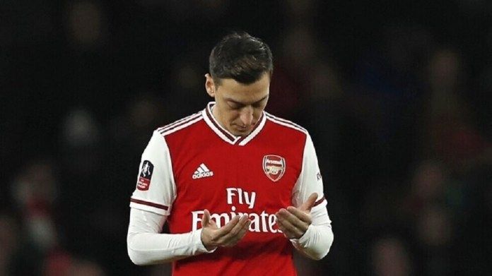 Mesut Ozil defends Islam after the events in France (photo)