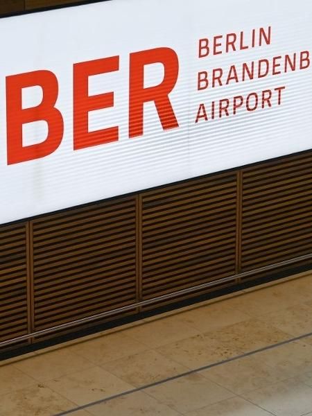 Mistakes and dishonesty: Berlin airport was supposed to be ready in 2012 - dpa / picture alliance via Getty I - dpa / picture alliance via Getty I