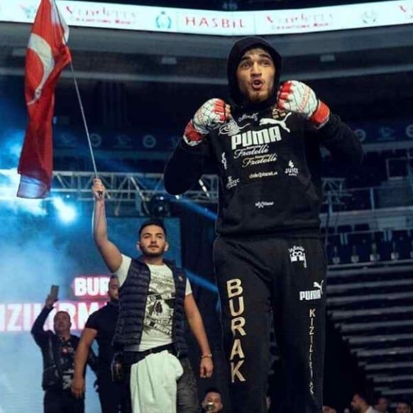 Recep is a Turkish MMA fighter who lives in Austria