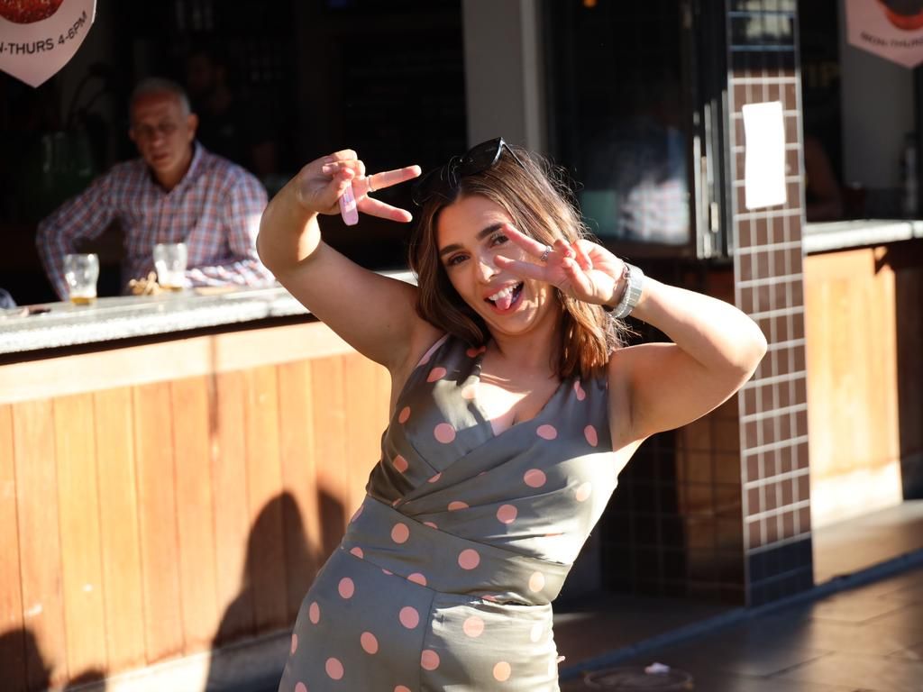 Punters are dressed up and having fun on Melbourne Cup Day in Sydney.