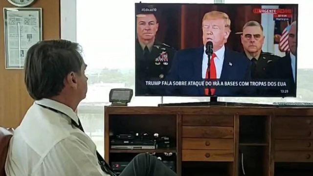 Bolsonaro goes live on facebook while watching Trump's speech