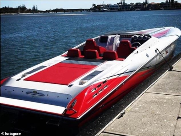 Mr Scholz said he was broke before issuing a $ 5,000 gasoline receipt after riding that speedboat