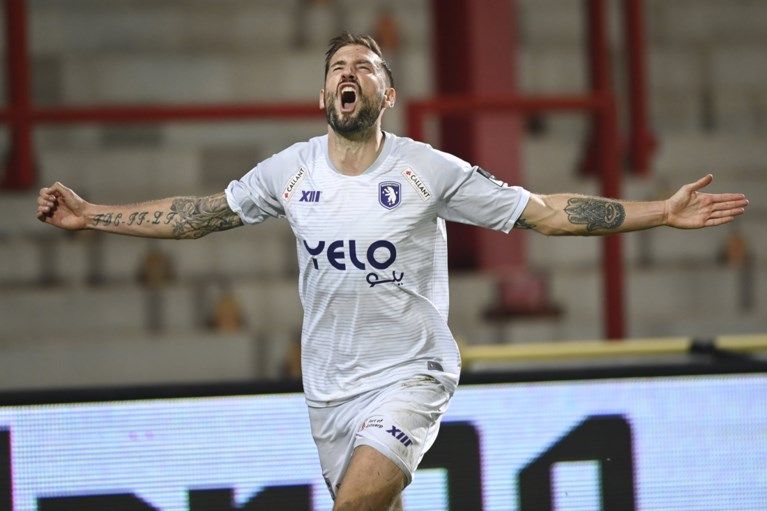 KV Kortrijk and Beerschot share the points after a spectacular match with ten (!) Goals