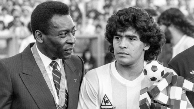 Pele and Maradona in a 1987 photo