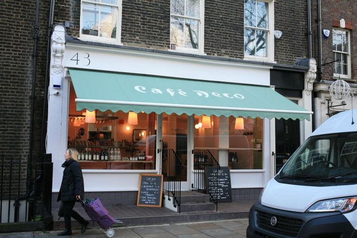Anna Tobias and 40 Maltby Street in Bloomsbury's Deco Café is open for take-out during coronavirus lockdown