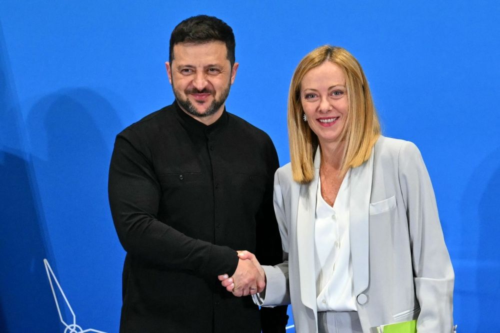 Italy's Prime Minister Giorgia Meloni (right) shakes hands with Ukraine's President Volodymyr Zelensky (left) at the end of their press conference, as part of The Ukraine Recovery Conference 2025 (URC2025) at The Roma Convention Centre in Rome on July 10, 2025. — AFP pic Italy's Prime Minister Giorgia Meloni (right) shakes hands with Ukraine's President Volodymyr Zelensky (left) at the end of their press conference, as part of The Ukraine Recovery Conference 2025 (URC2025) at The Roma Convention Centre in Rome on July 10, 2025. — AFP pic