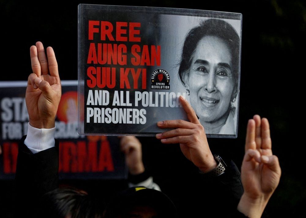 ‘No way of verifying if she’s even alive’: Myanmar’s Suu Kyi suffers heart problems in military custody, son appeals for release Myanmar protesters at a rally to mark the second anniversary of Myanmar's 2021 military coup, outside the Embassy of Myanmar in Tokyo February 1, 2023. — Reuters pic