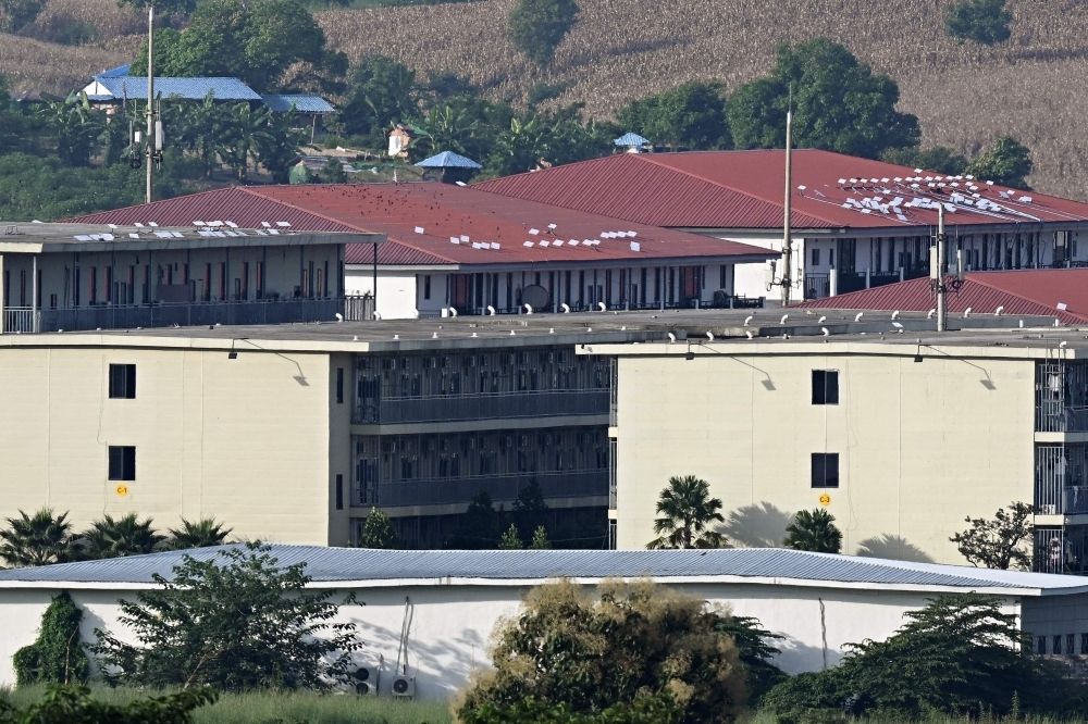 Myanmar junta raids scam compound housing 2,200 workers, seizes 30 Starlink receivers near Thai border This photo taken on September 17, 2025 shows what appears to be Starlink satellite dishes on the roofs of buildings at the KK Park complex in Myanmar's eastern Myawaddy township, as pictured from Mae Sot district in Thailand's border province of Tak. — AFP pic