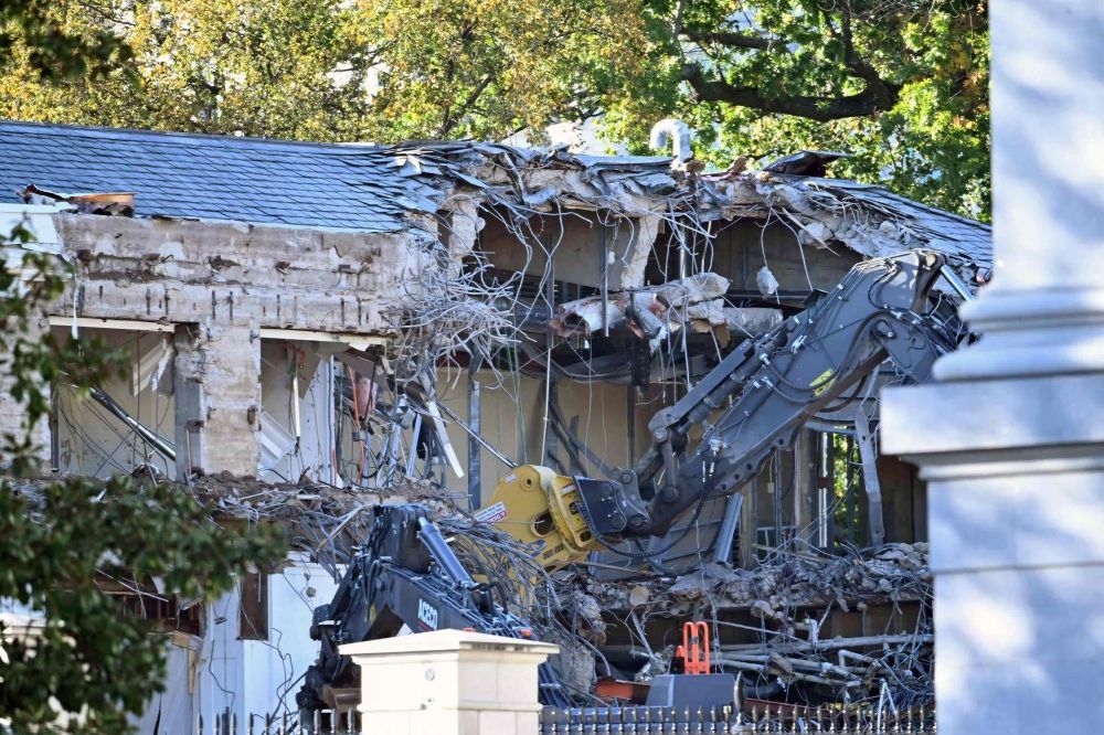 Heavy machinery tears down a section of the East Wing of the White House as construction begins on President Donald Trump’s planned ballroom, in Washington, DC October 20, 2025. — AFP pic Heavy machinery tears down a section of the East Wing of the White House as construction begins on President Donald Trump’s planned ballroom, in Washington, DC October 20, 2025. — AFP pic
