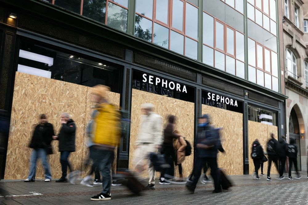Pedestrians walk past a Sephora shop boarded-up with plywood in Strasbourg October 24, 2026. — AFP pic Pedestrians walk past a Sephora shop boarded-up with plywood in Strasbourg October 24, 2026. — AFP pic