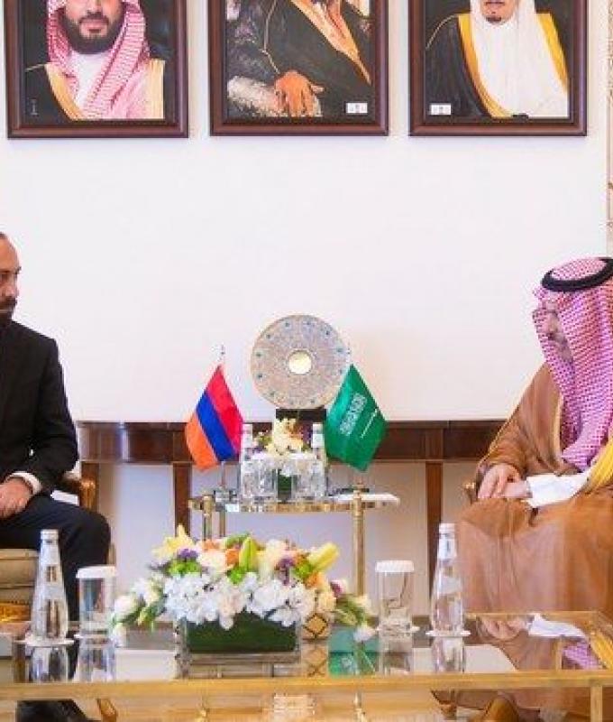 Saudi FM receives Armenian counterpart in Riyadh