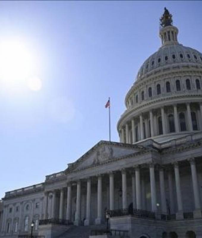 US Senate passes funding bill to avert government shutdown