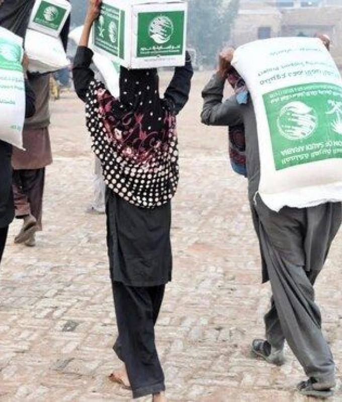 Saudi aid agency KSrelief distributes over 2,000 food parcels in Pakistan