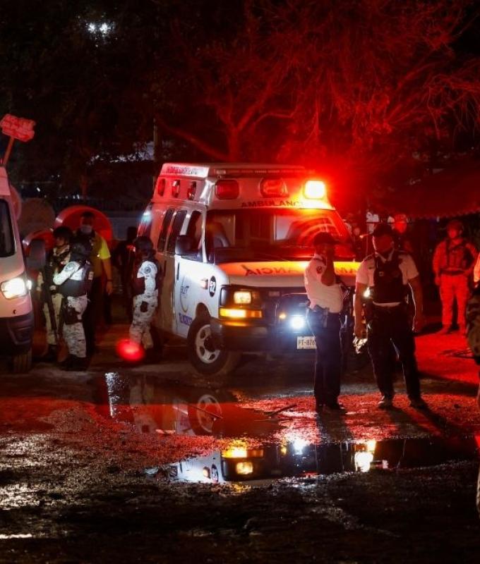 Seven injured as stage collapses at Mexico City concert amid strong winds