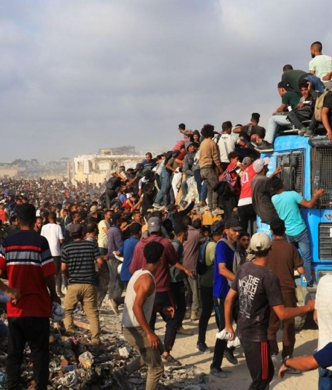 Gaza rescuers say Israeli forces gunned down 21 Palestinians waiting for aid