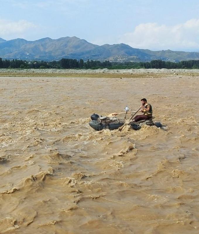 Pakistan flash floods and heavy rains kill 24