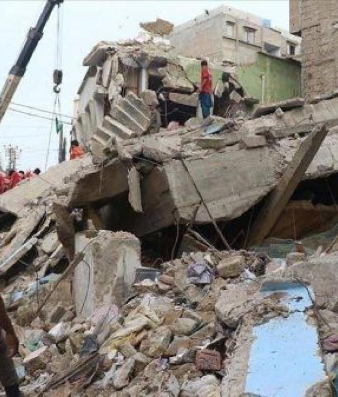 Deadly building collapse in Karachi kills 15, leaves nine injured