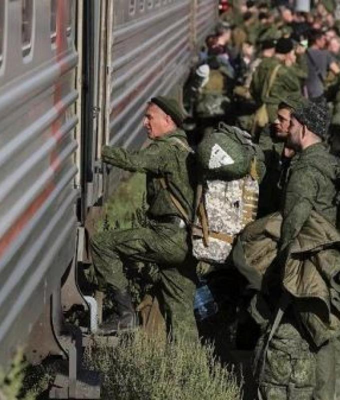 Kremlin now allows foreigners to serve in Russian army