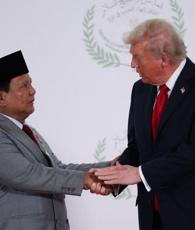 ‘Hot mic’ moment: Indonesian president Prabowo caught asking Trump to set up meeting with son Eric