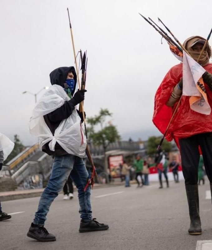 Colombian protest turns medieval as arrows, explosives hit US embassy in Bogota; four cops hurt (VIDEO)