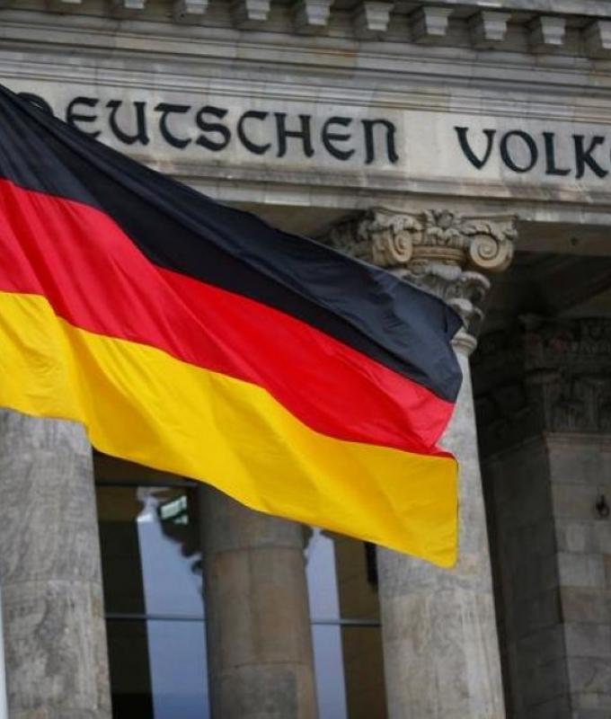 ‘Like playing lottery’: Idea of German draft sparks govt row