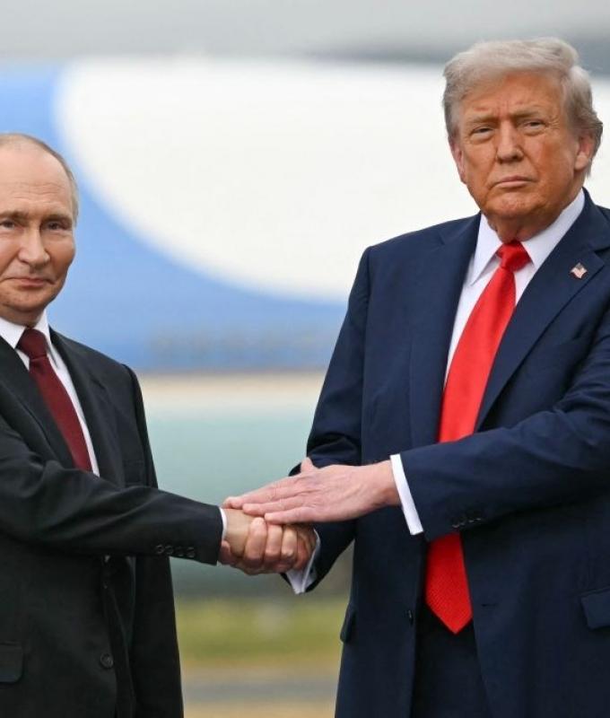 ‘That’s... interesting’: Trump reacts to Russia’s proposal for ‘peace bridge’ to Alaska