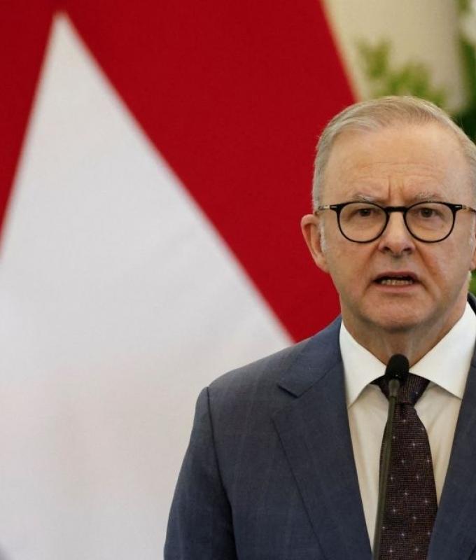 Australian PM meets Trump in Washington, offers critical minerals and seeks AUKUS support for submarine deal