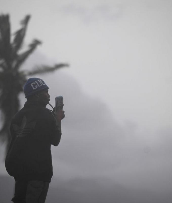 AI-generated fakes proliferate as Hurricane Melissa nears Jamaica