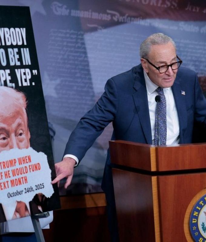 US government shutdown crisis deepens as food aid and air travel grind to a halt