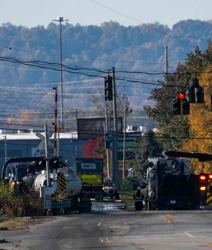 Investigators say engine detached before takeoff as Kentucky UPS crash toll rises to 11