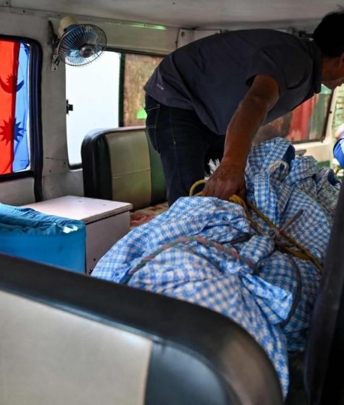 Rescuers hunt for climbers killed in Nepal avalanche