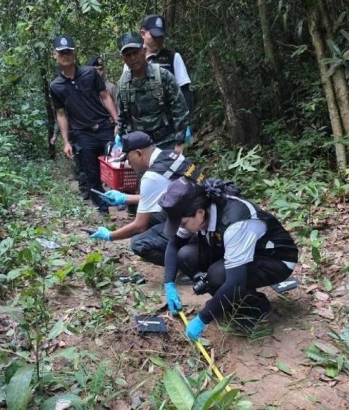 Cambodia blames old war relics for landmine blast that injured Thai soldiers along border