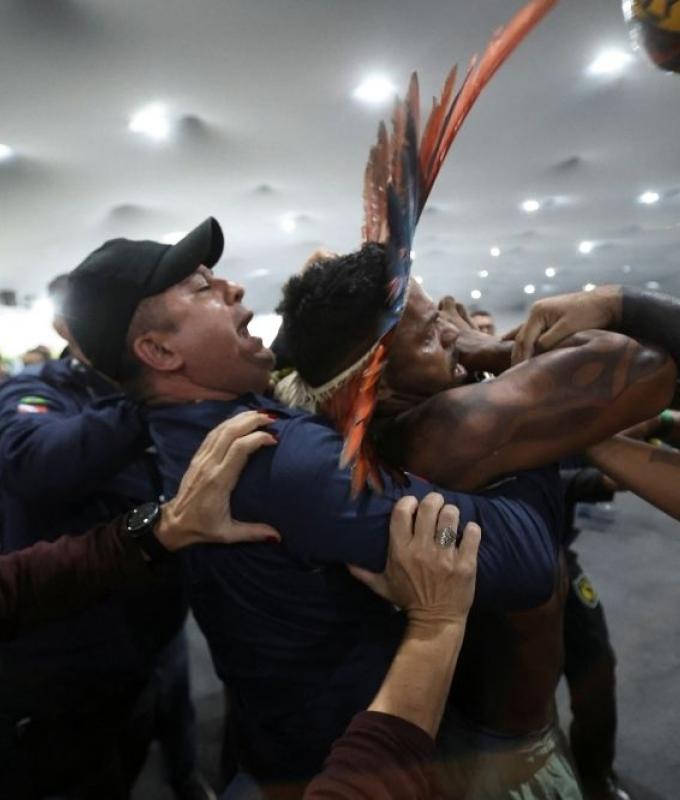 Protesters clash with security after forcing entry at COP30 in Brazil, UN reports minor injuries and damage