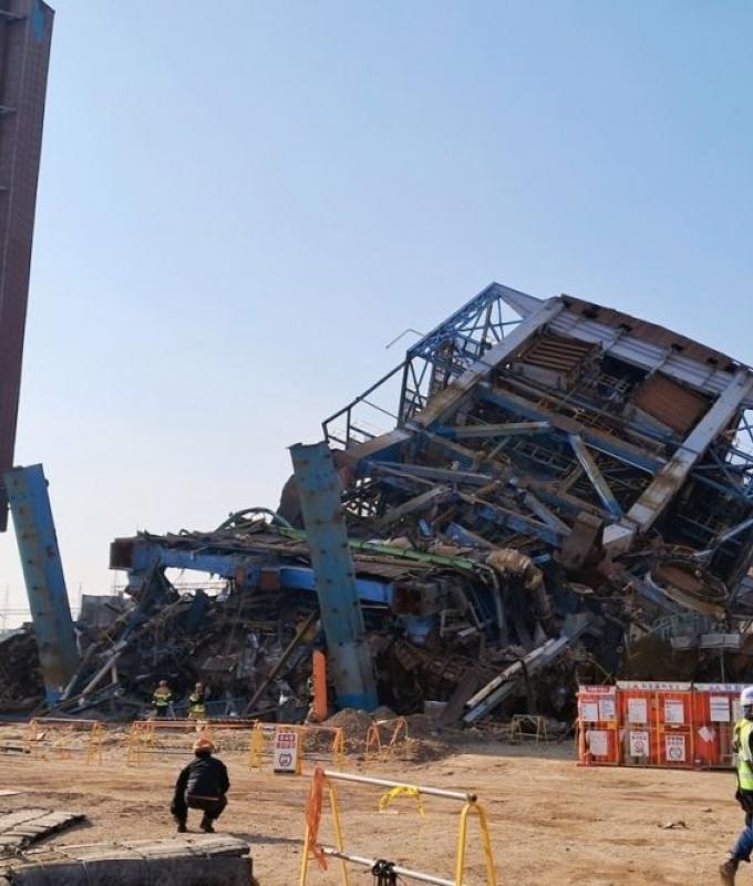 Sixth body recovered from collapsed boiler tower at Ulsan power plant, one still missing