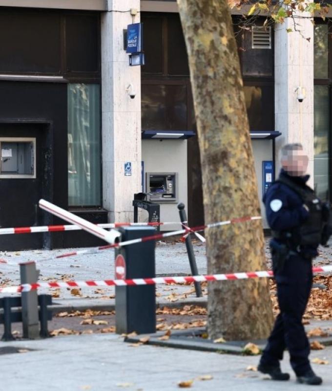 After Louvre: Thieves hit Roubaix jewellery store, abducts couple and steals up to US$1.2m