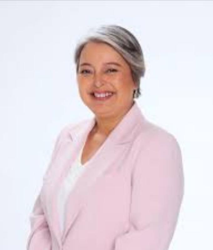 Leftist leads Chile presidential poll, faces run-off against far right in partial results