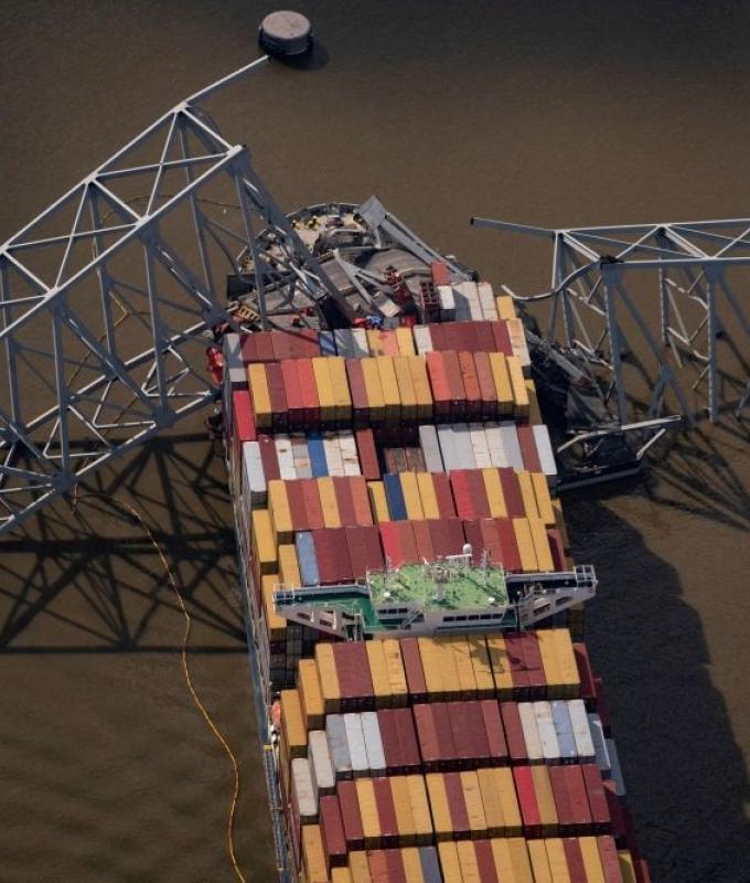Loose wire led to power outage in Baltimore ship crash, says transport authority