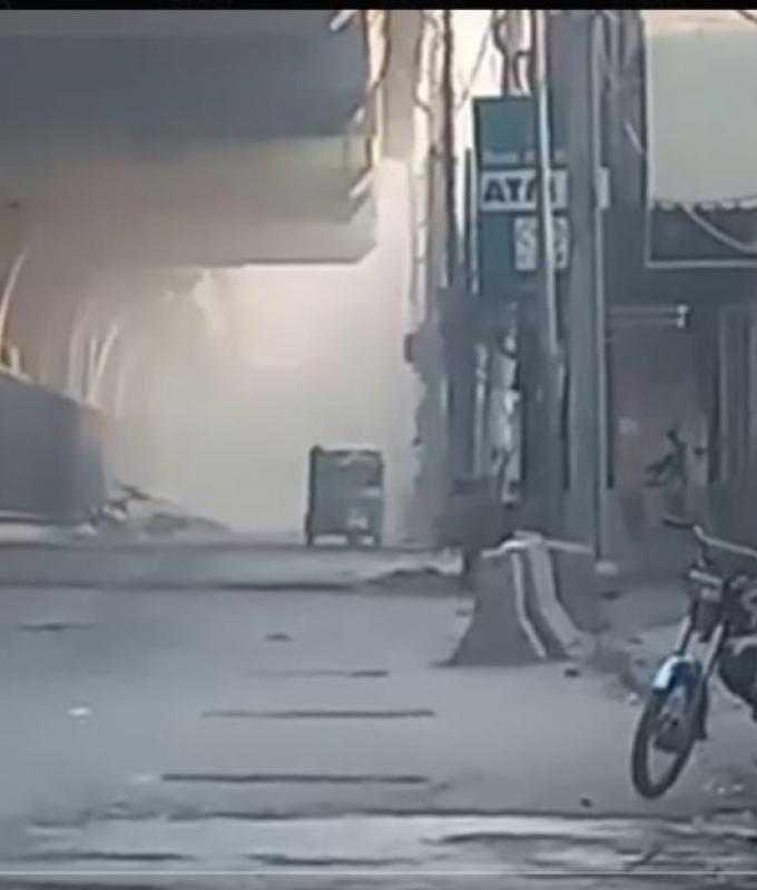 Gunmen, suicide bombers attack Pakistan’s Peshawar paramilitary HQ