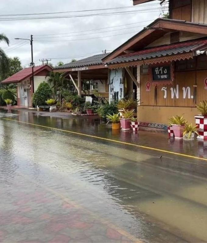 Southern Thailand cut off as floods shut rail lines, sever highways