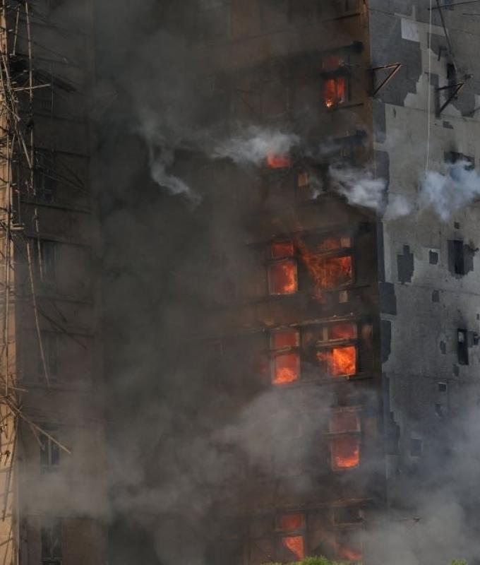 Bamboo scaffolds: Why Hong Kong still relies on them despite fire risks