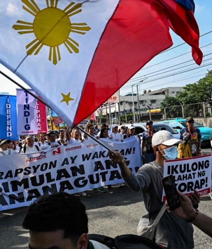 Thousands protest in Philippines against flood control fraud