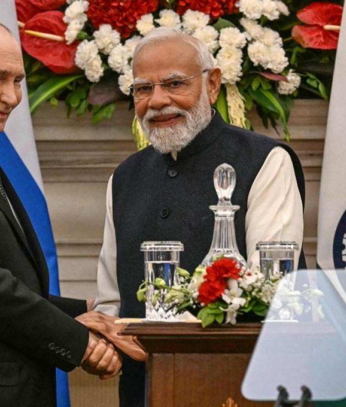 Putin offers India ‘uninterrupted’ oil in summit talks with Modi
