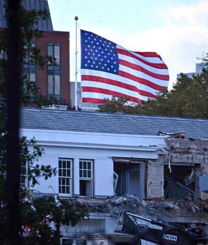 Trump brings in new architect amid disputes over White House ballroom design