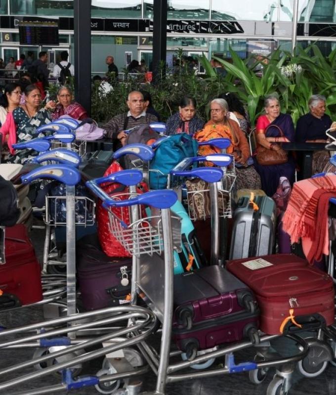 India caps airline fares as IndiGo crisis leaves hundreds stranded for fifth day (VIDEO)