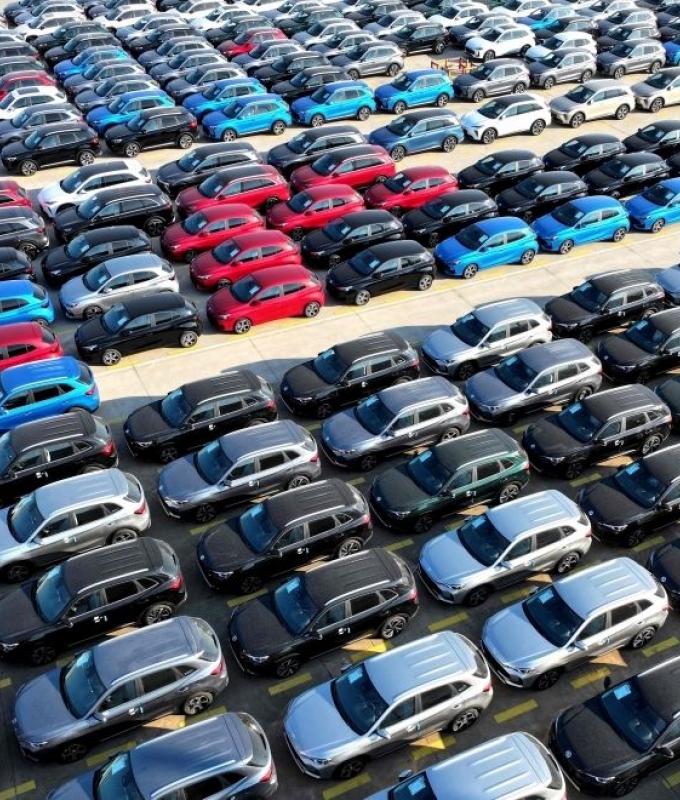 Will EU give ground on 2035 combustion-engine ban?