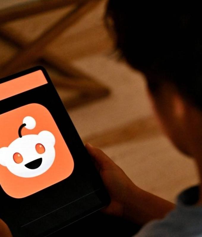Reddit takes Australia to court over landmark under‑16 social media ban