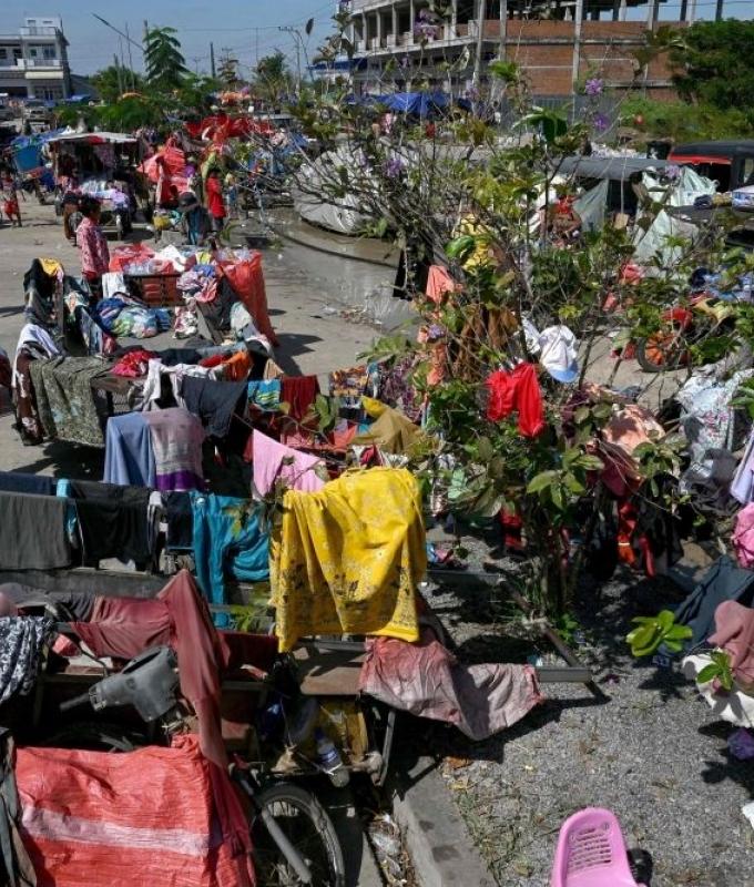 Cambodia halts all entry and exit at Thailand border as fighting continues