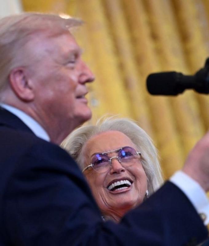 Trump expands US travel ban to nearly 40 nations, adds Syria and Palestinian passport holders